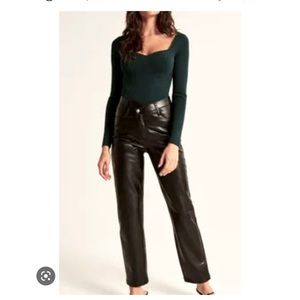 A&F criss cross button leather dad pants 4S